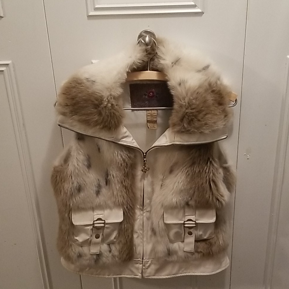 BB Dakota Faux Fur Vest